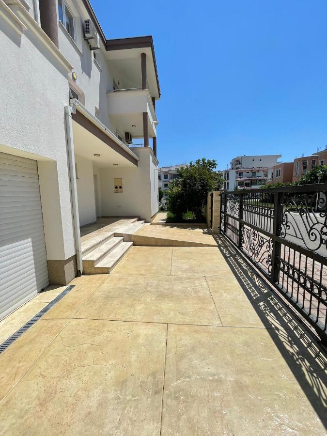Apartments Harris Ulcinj Exterior foto